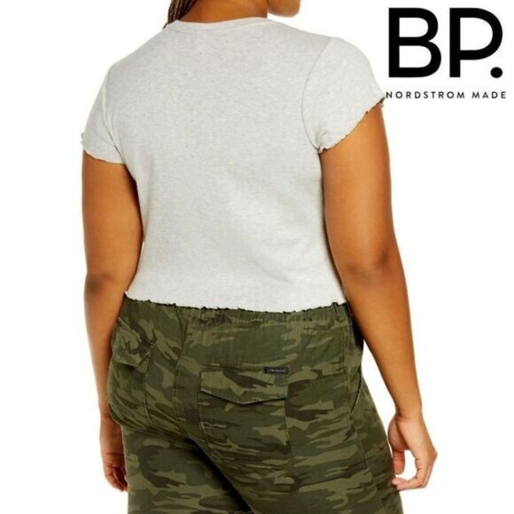 BP. Women's Crewneck Ribbed Casual Baby Grey Light Heather T-Shirt NWT - Picture 3 of 5
